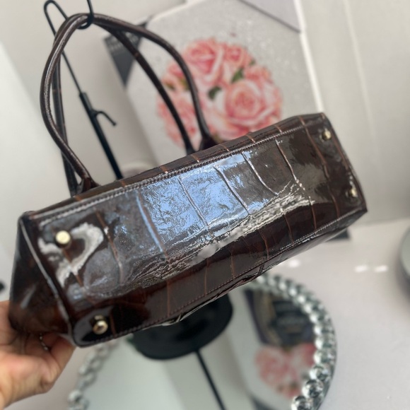 Kate Spade  chocolate Brown leather  Crocodile Embossed Shoulder Bag - Picture 11 of 13